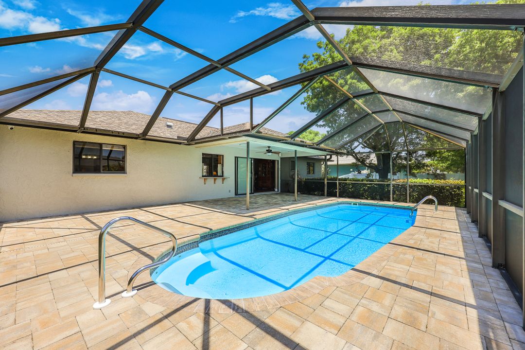 538 SE 1st St, Cape Coral, FL 33990