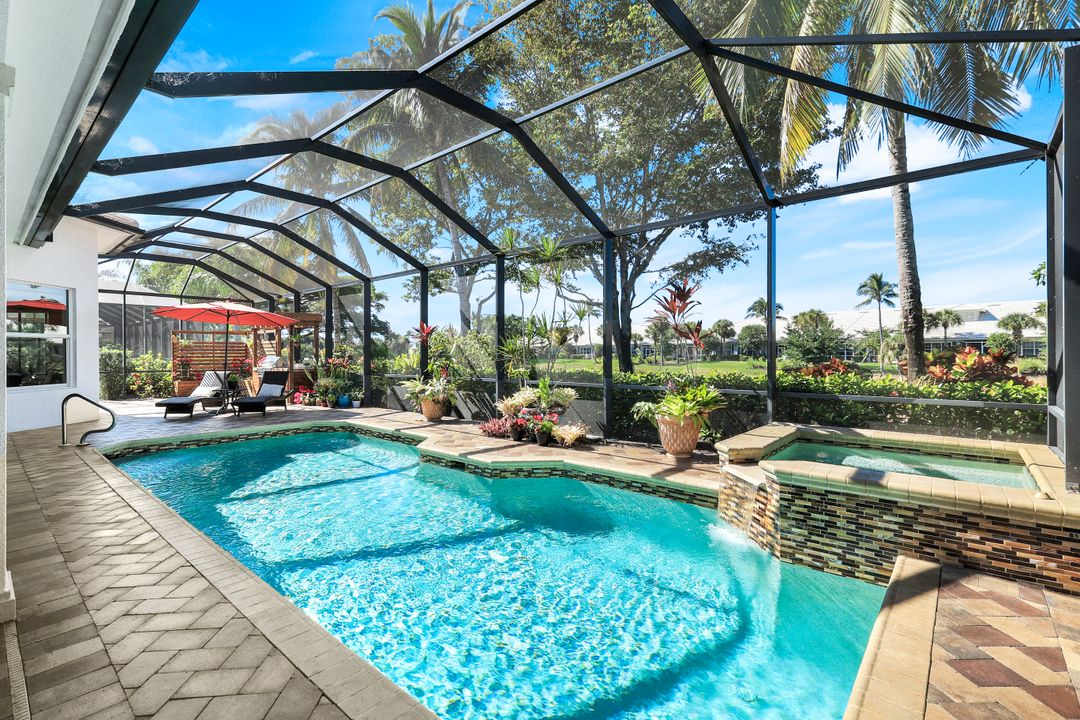 7633 Mulberry Ln, Naples, FL 34114