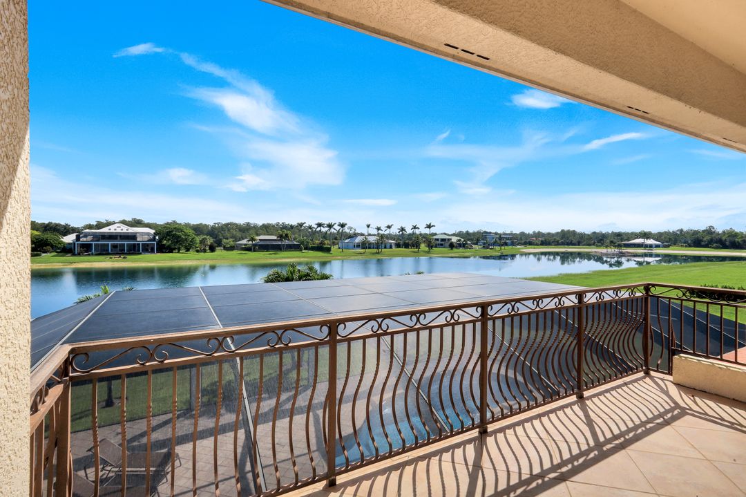20301 Barefoot Ski Blvd, Estero, FL 33928