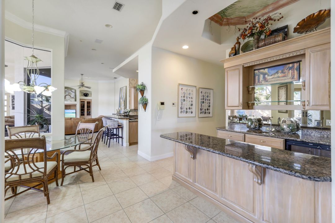 14581 Headwater Bay Ln, Fort Myers, FL 33908