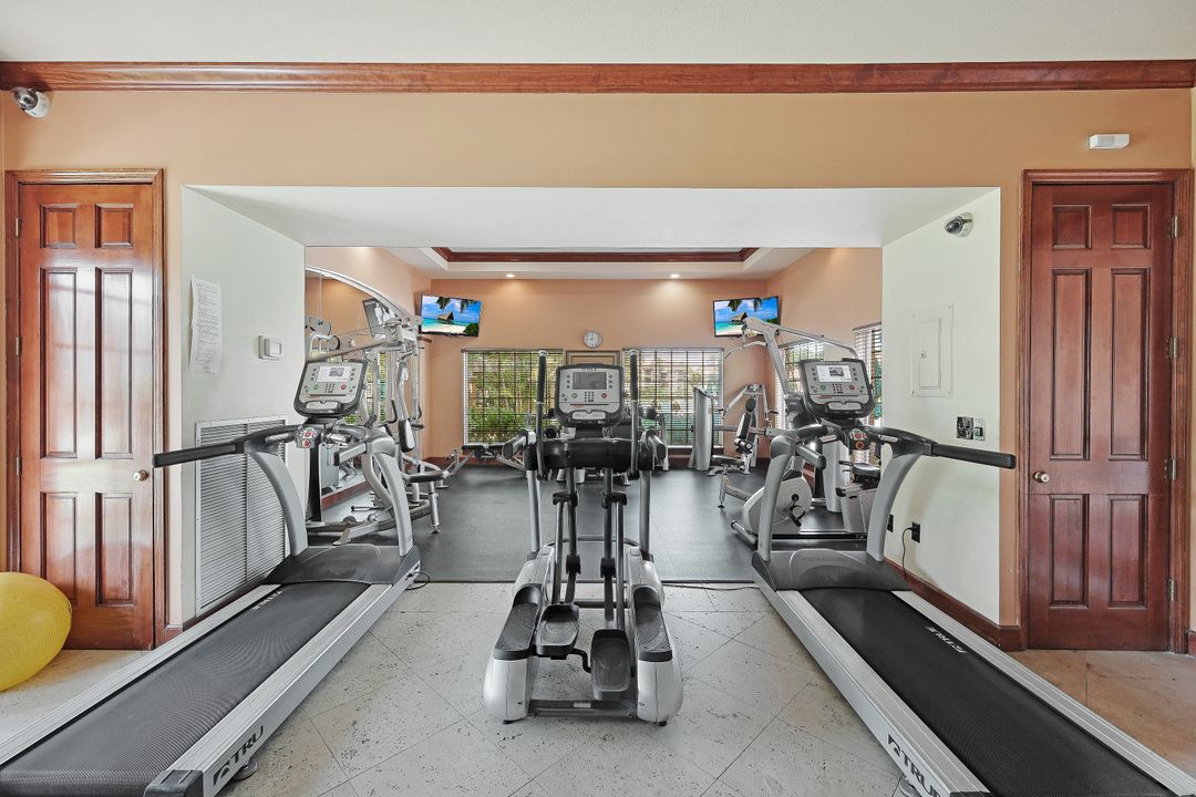 1160 Wildwood Lakes Blvd #9-205, Naples, FL 34104