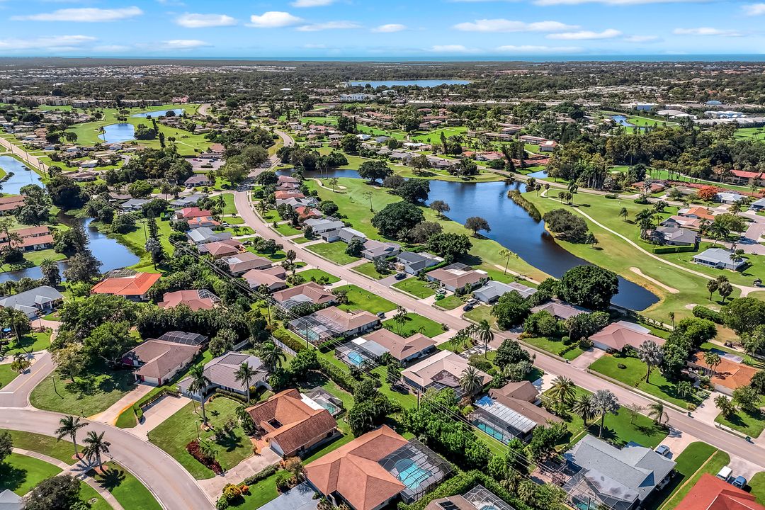 4459 Lakewood Blvd, Naples, FL 34112