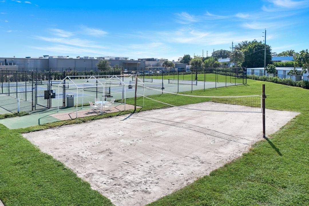 600 Neapolitan Way #C-220, Naples, FL 34103