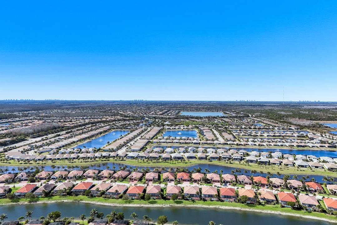 28085 Wicklow Ct, Bonita Springs, FL 34135