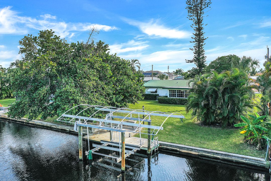 5330 Cocoa Ct, Cape Coral, FL 33904