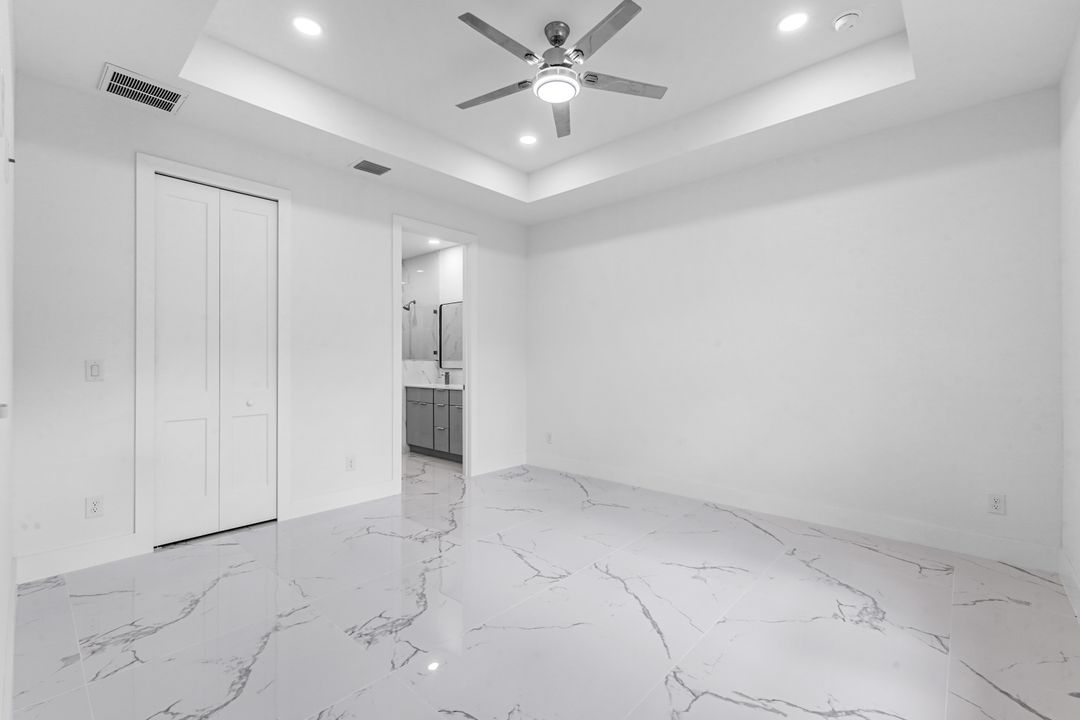 407 Columbus Ave, Lehigh Acres, FL 33972
