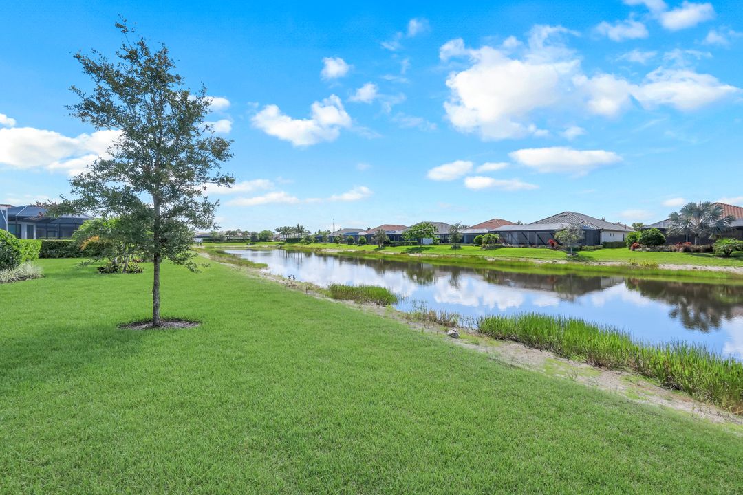 15236 Turin Dr, Naples, FL 34114
