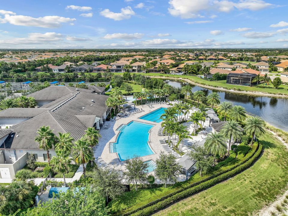 4189 Amelia Wy, Naples, FL 34119