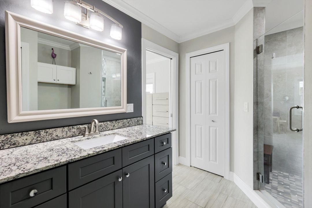 100 Tarpon Rd, Fort Myers Beach, FL 33931