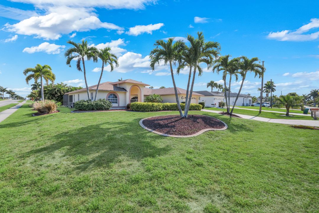 2725 SW 46th Terrace, Cape Coral, FL 33914