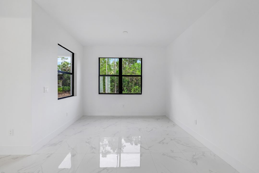 3644 35th Ave NE, Naples, FL 34120