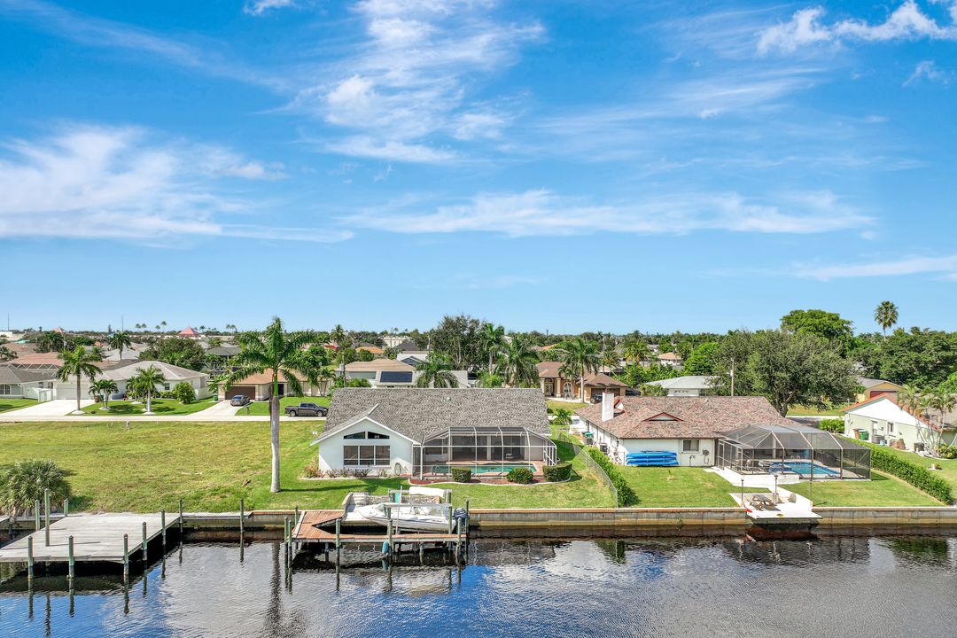 2137 SE 19th Ave, Cape Coral, FL 33990