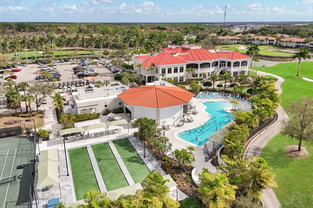 4843 Hampshire Ct #105, Naples, FL 34112