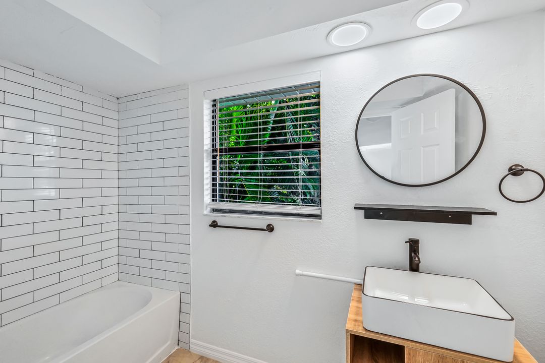 2208 Iris Way, Fort Myers, FL 33905