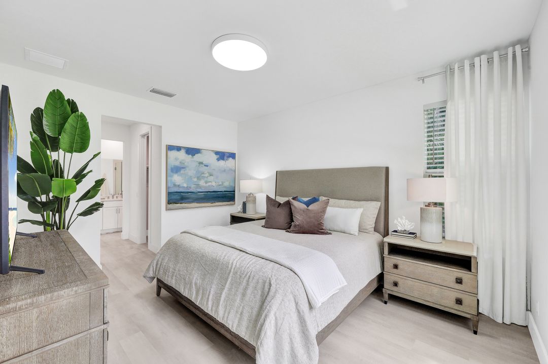5862 Lancewood Way, Naples, FL 34116
