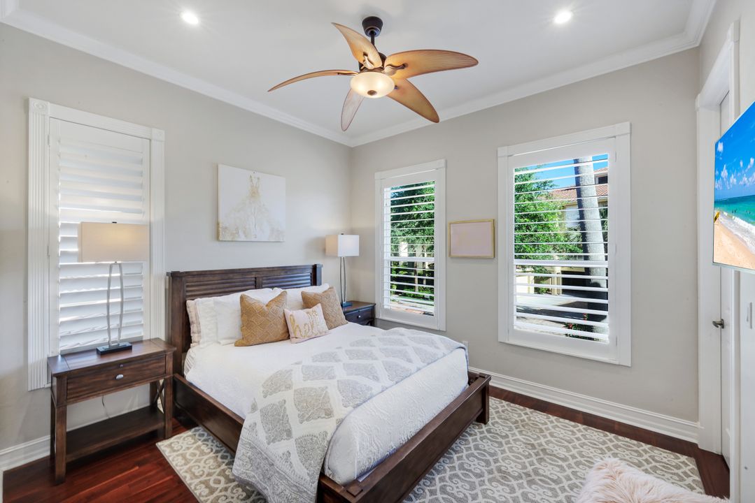 1840 Les Chateaux Blvd #4-201, Naples, FL 34109