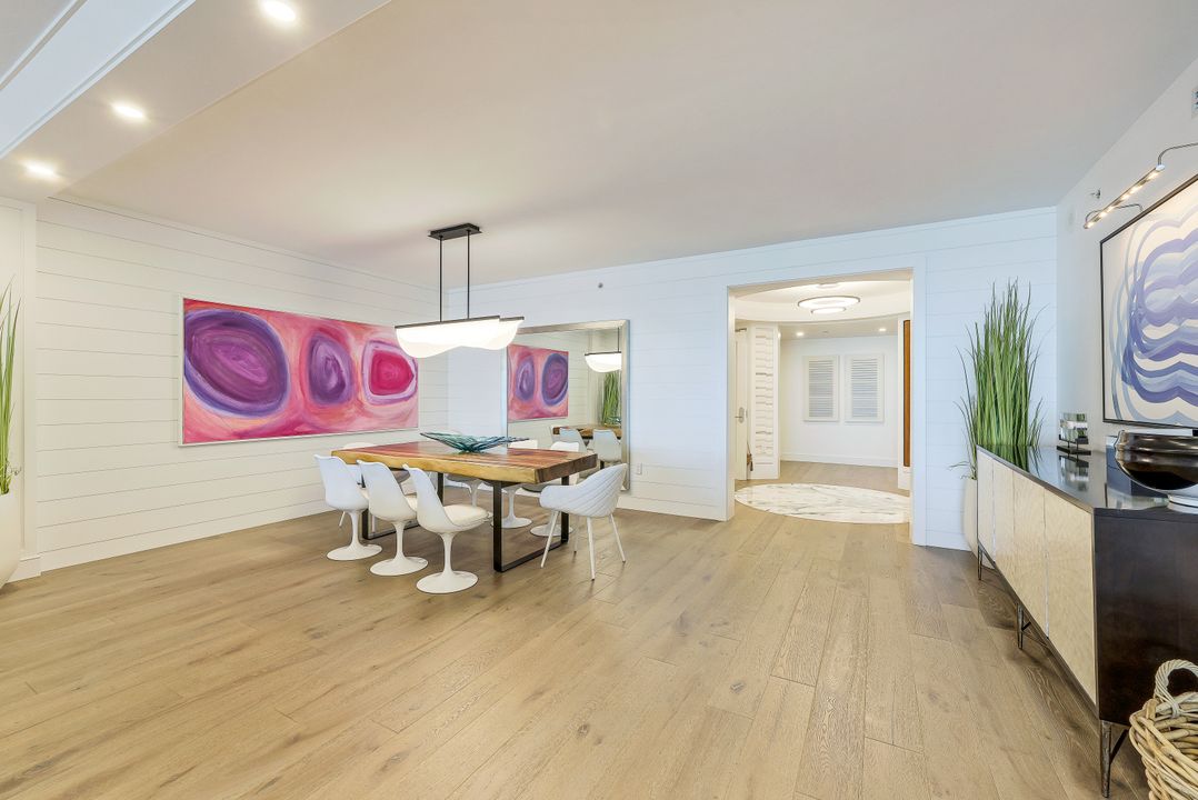 11125 Gulf Shore Dr #1001, Naples, FL 34108