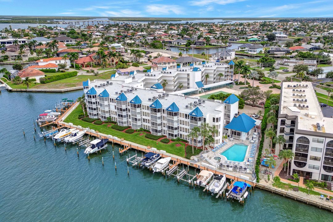 991 N Barfield Dr #205, Marco Island, FL 34145