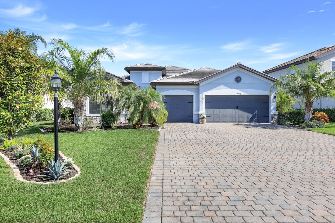 17476 Ashcomb Wy, Estero, FL 33928