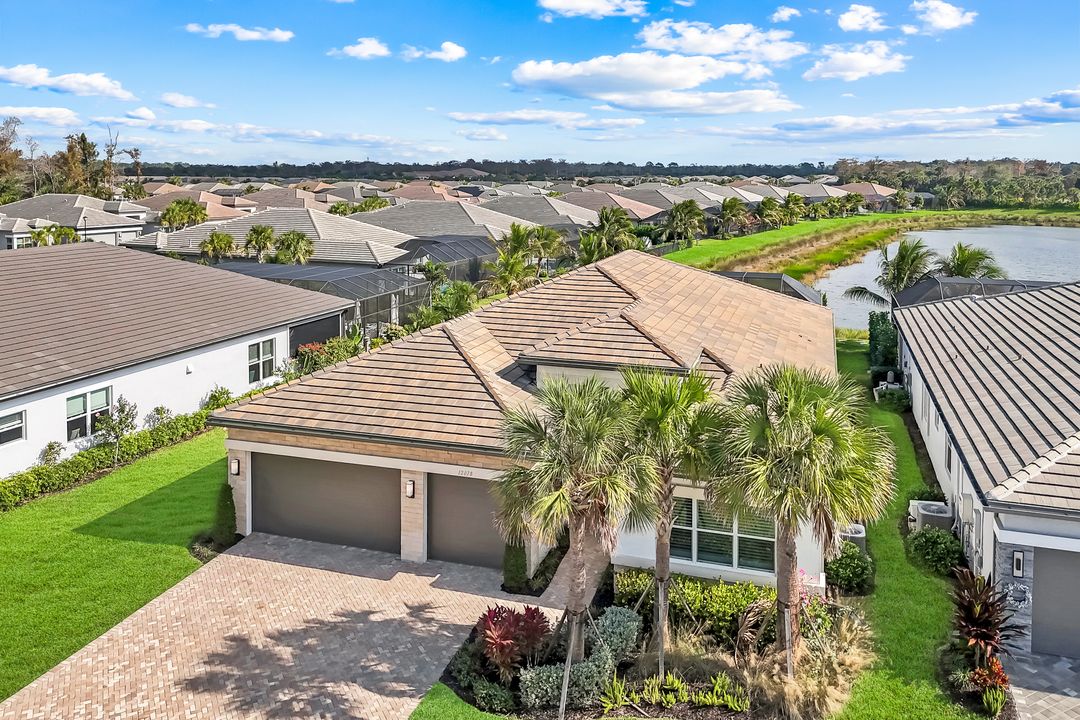 12078 Mimosa St, Naples, FL 34120