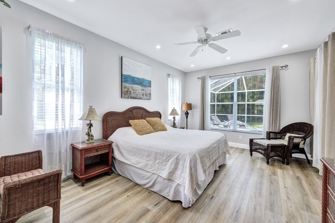 707 Teton Ct, Naples, FL 34104