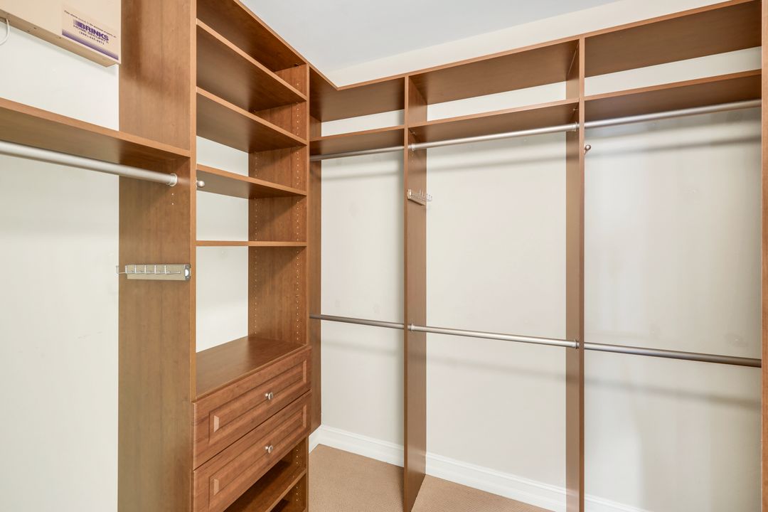 2040 Tarpon Bay Dr N #201, Naples, FL 34119