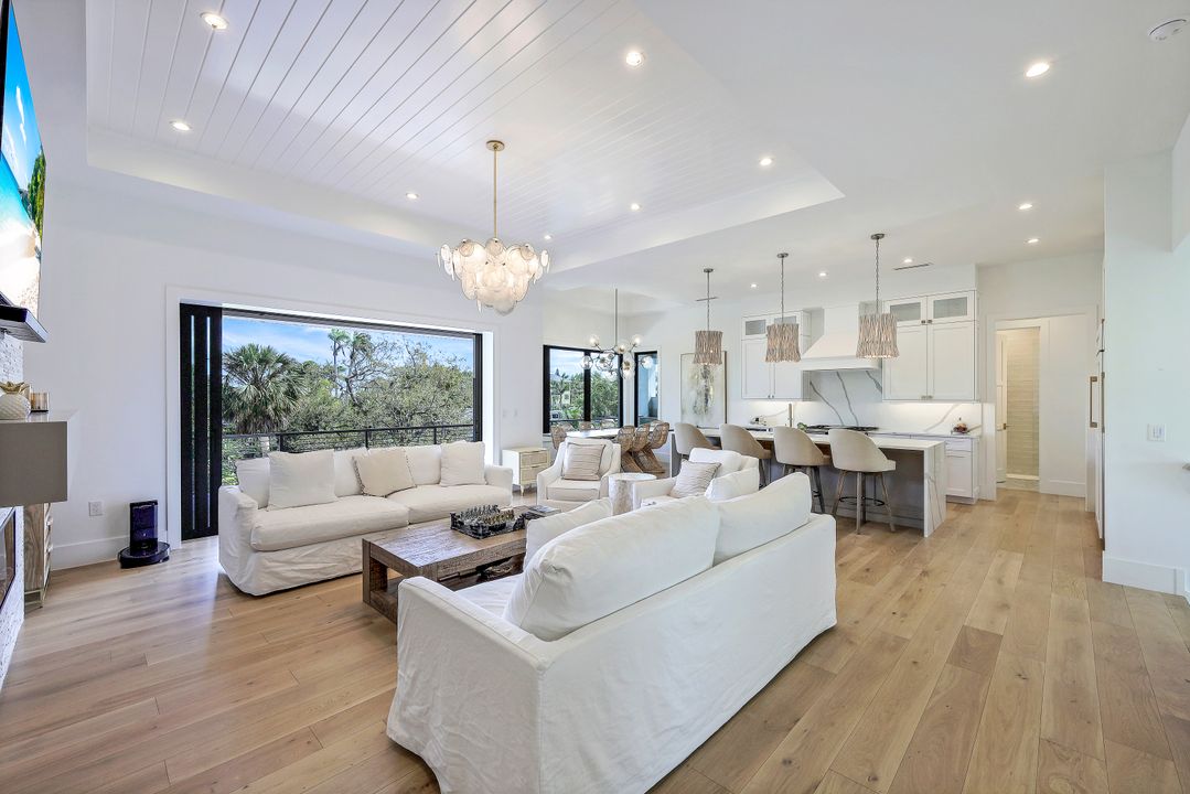 4470 Tarpon Ave, Bonita Springs, FL 34134