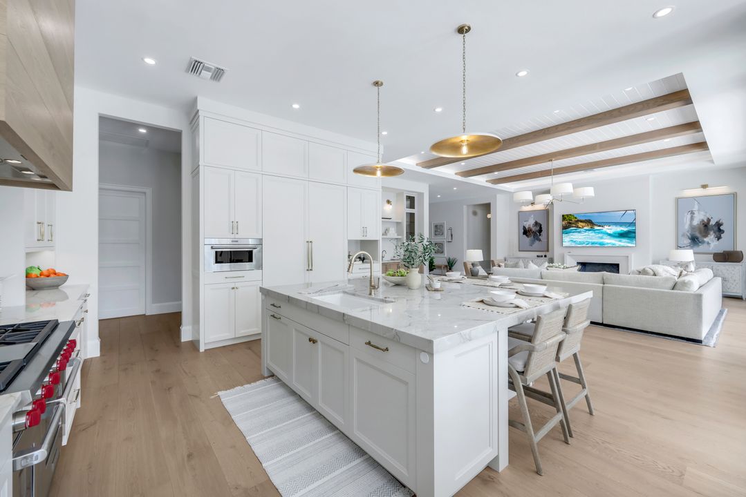 448 Devils Ln, Naples, FL 34103