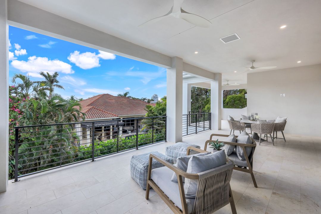 448 Devils Ln, Naples, FL 34103