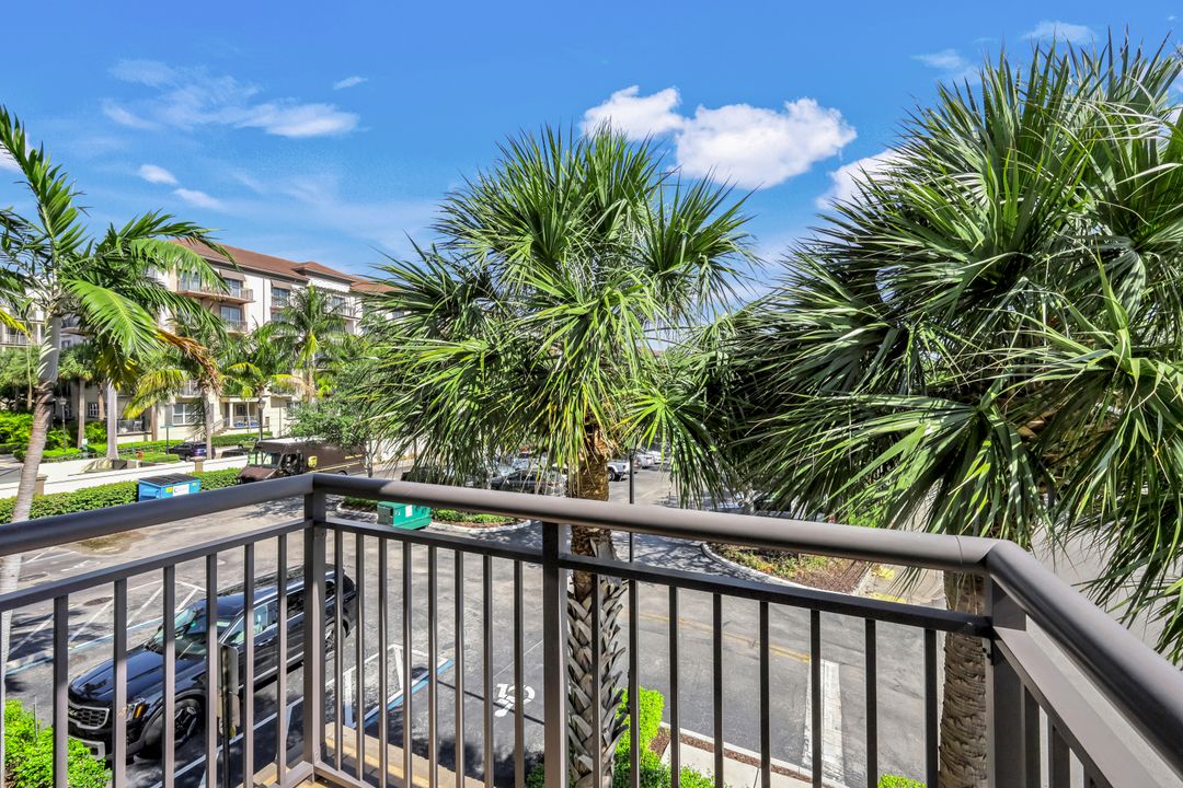2631 NE 14th Ave #200, Wilton Manors, FL 33334