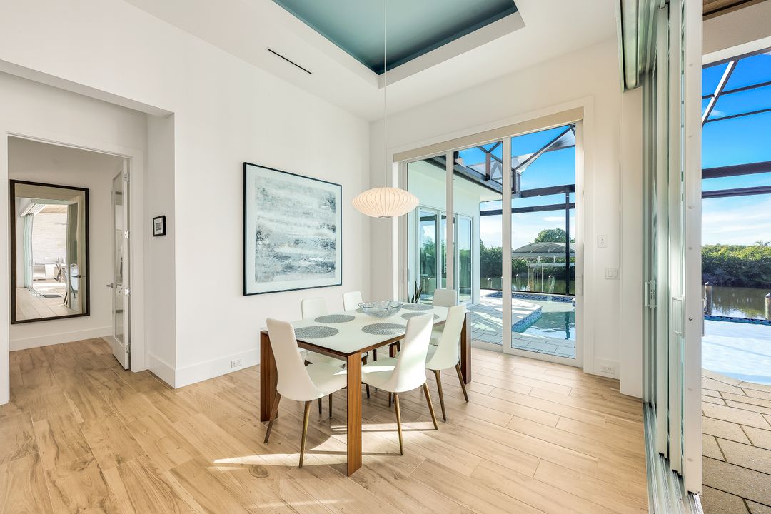 428 SW 39th Ave, Cape Coral, FL 33991