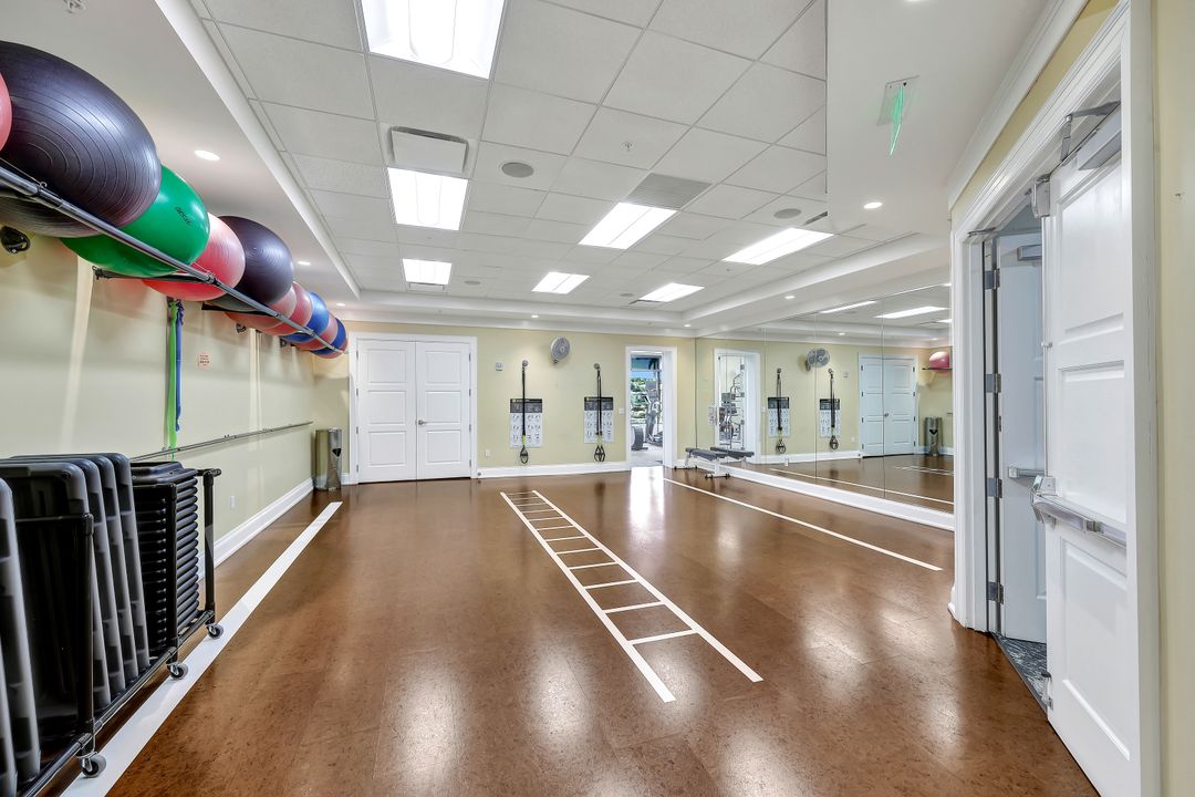 4685 Winged Foot Ct #103, Naples, FL 34112