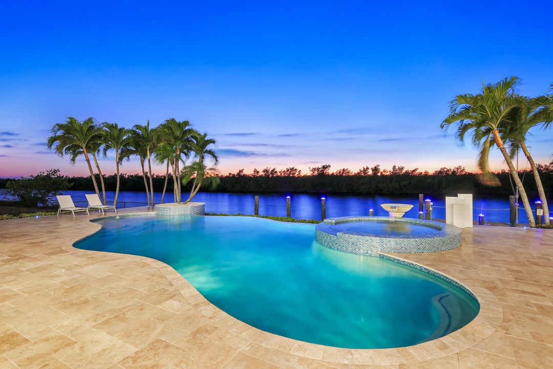 4842 SW 29th Ave, Cape Coral, FL 33914