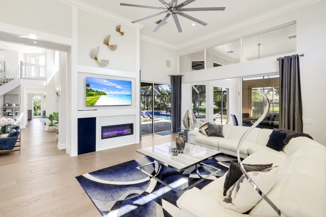 12924 Bald Cypress Ln, Naples, FL 34119