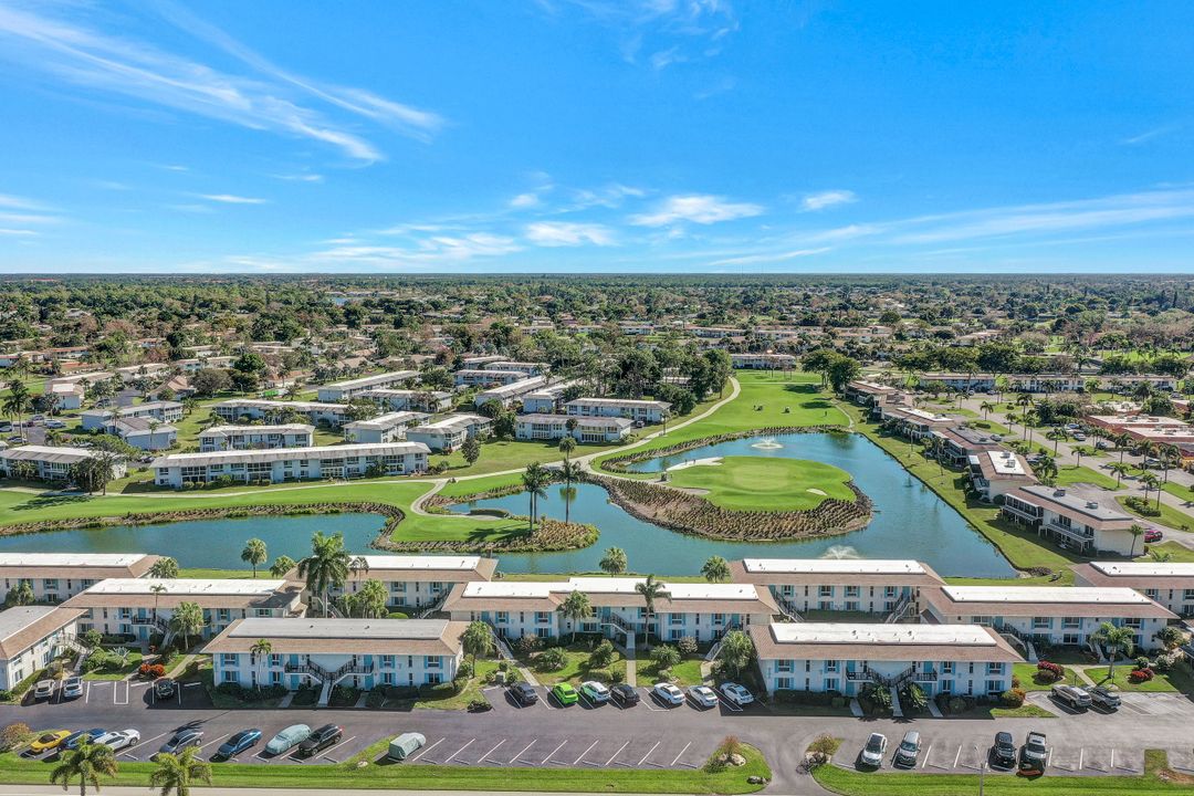 233 Palm Dr #2, Naples, FL 34112