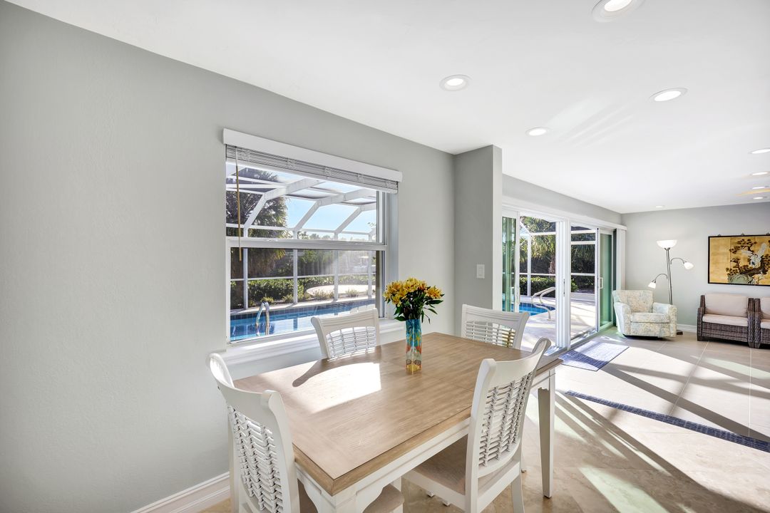 1010 Kings Crown Dr, Sanibel, FL 33957