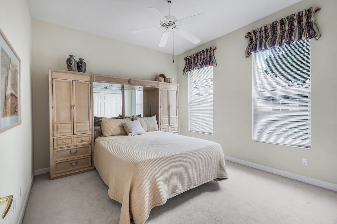 12820 Silverthorn Ct, Bonita Springs, FL 34135