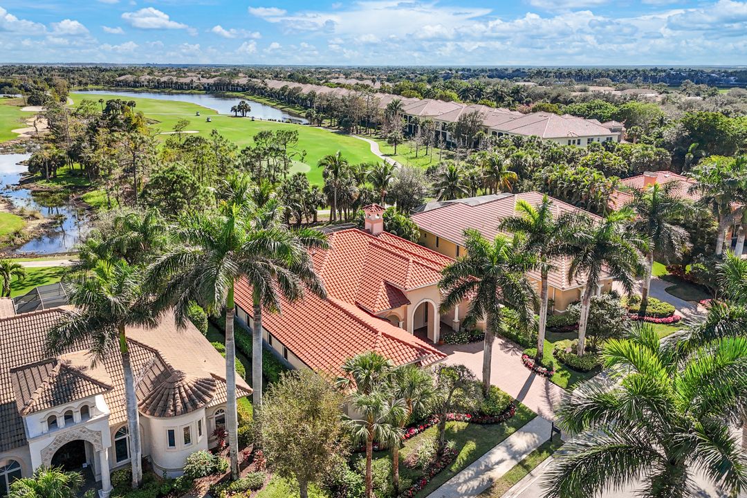 3848 Mahogany Bend Dr, Naples, FL 34114
