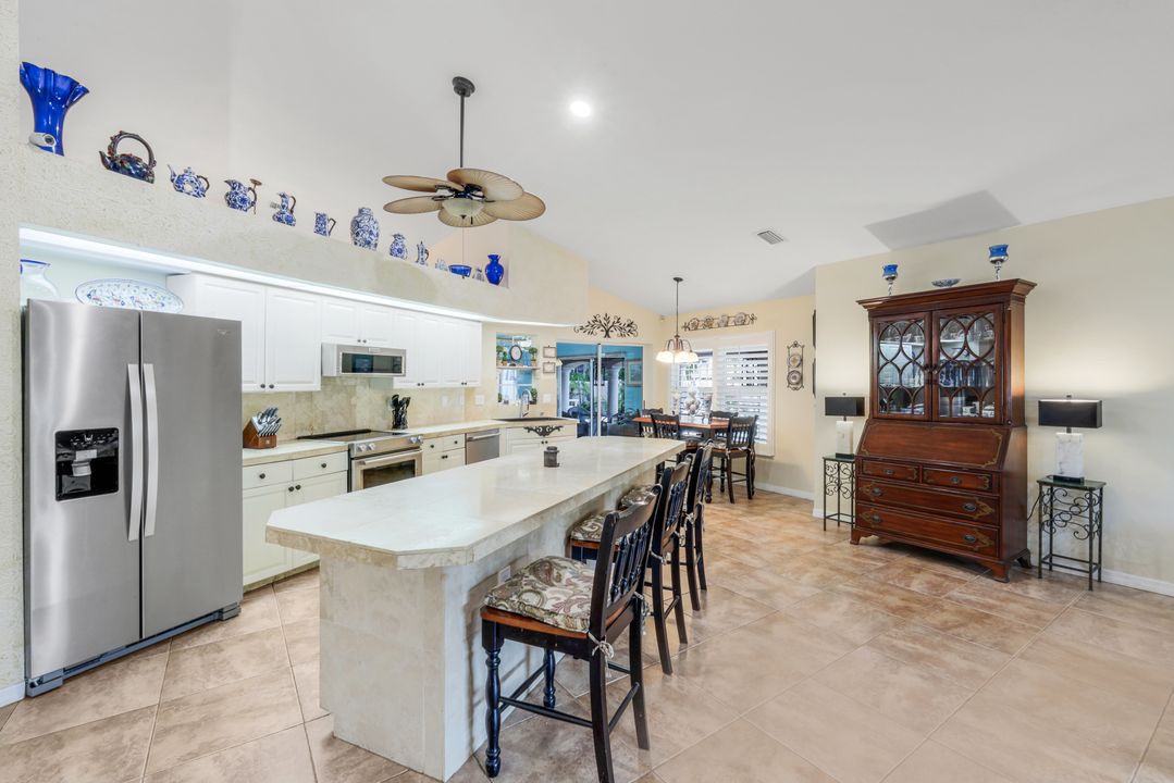 2310 SW 53rd St, Cape Coral, FL 33914