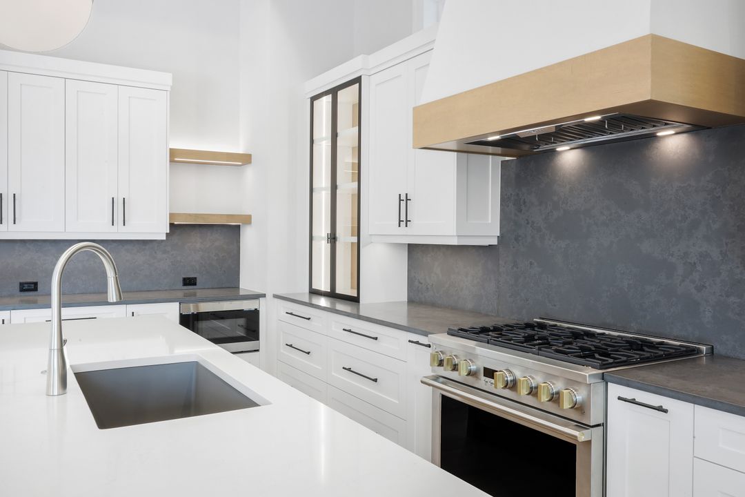 16728 Enclave Cir, Naples, FL 34110