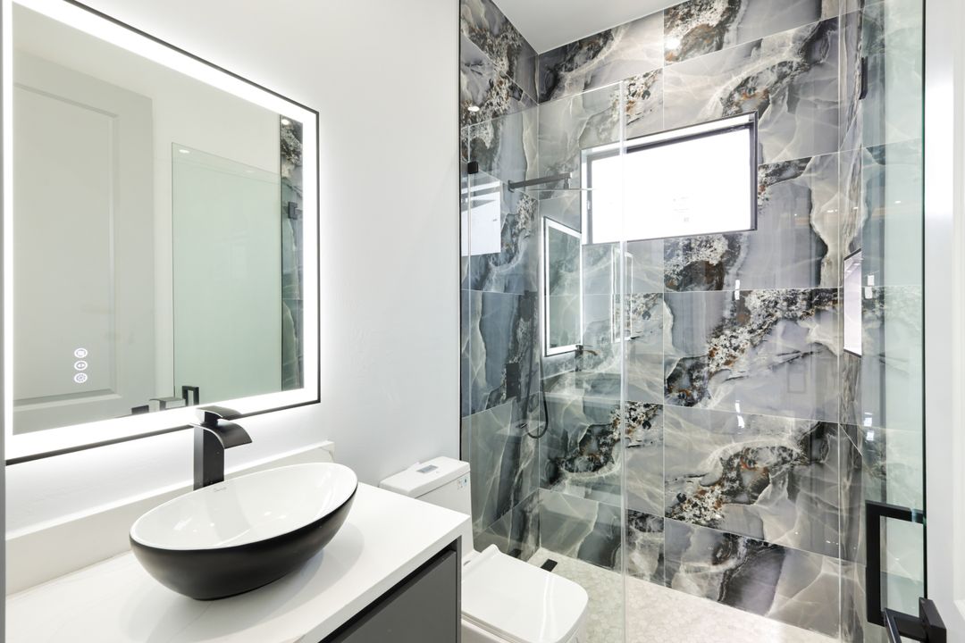 2833 SW 25th Ave, Cape Coral, FL 33914