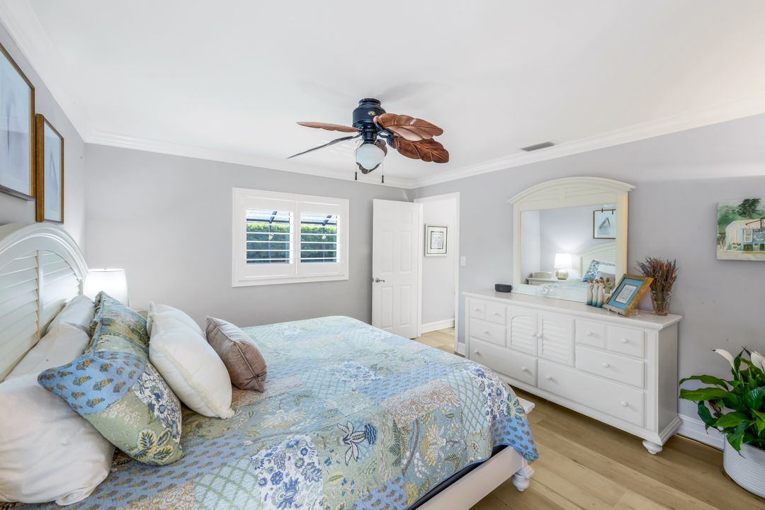 27984 Carl Cir, Bonita Springs, FL 34135