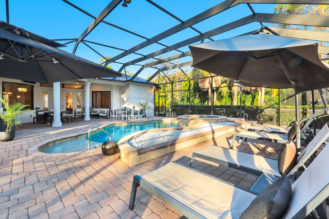 4480 1st Ave NW, Naples, FL 34119