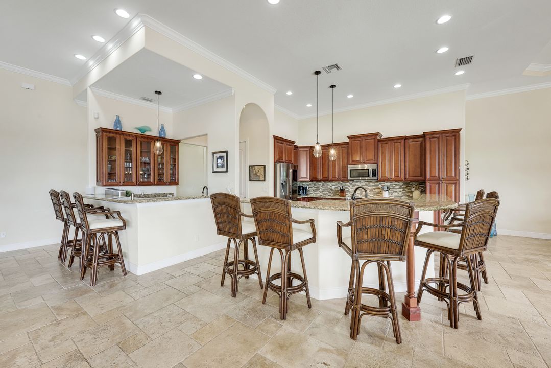 5858 Harbour Preserve Cir, Cape Coral, FL 33914