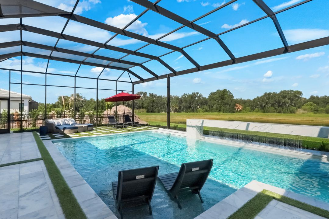 2428 Waterfront Cir, Sarasota, FL 34240
