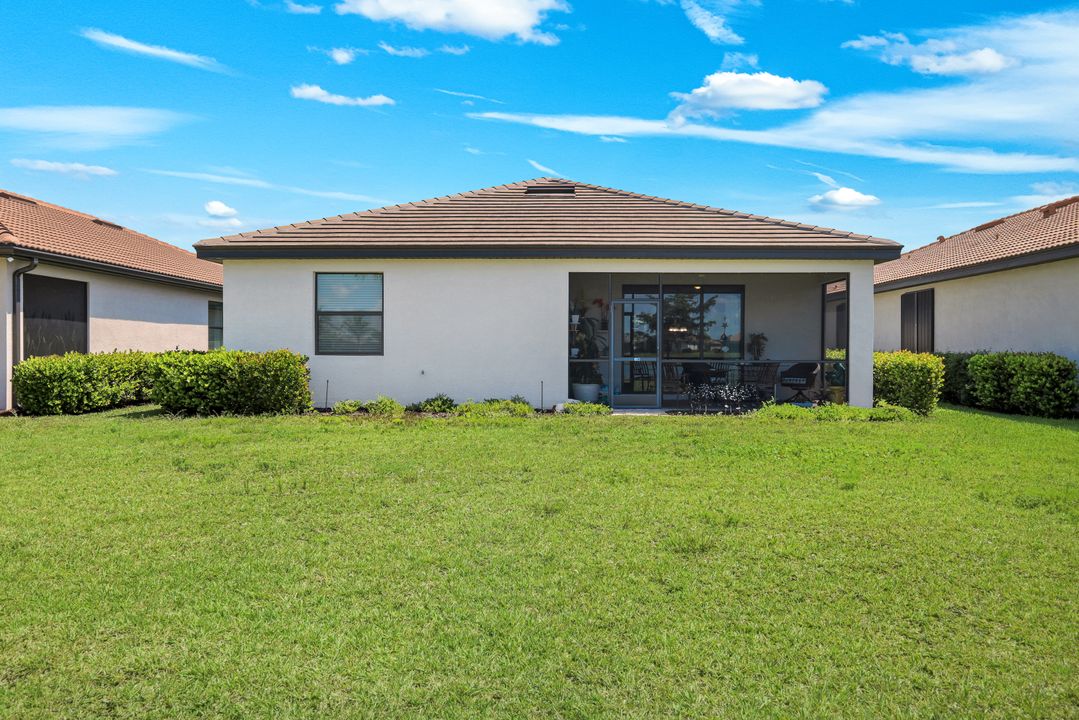 18271 Ridgeline Dr, Estero, FL 33928