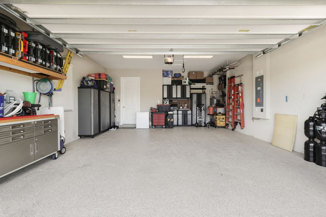 10437 Solaro St, Fort Myers, FL 33913