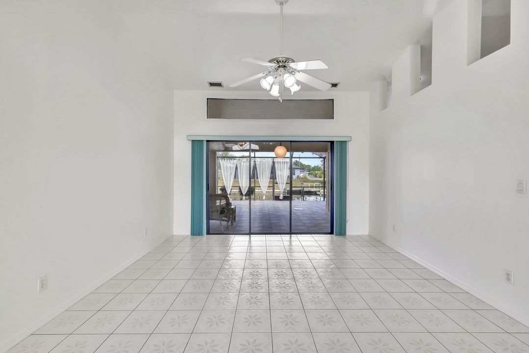 1705 SE 7th St, Cape Coral, FL 33990