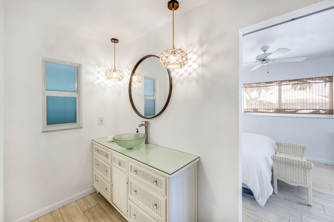 1048 Cottonwood Ct, Marco Island, FL 34145