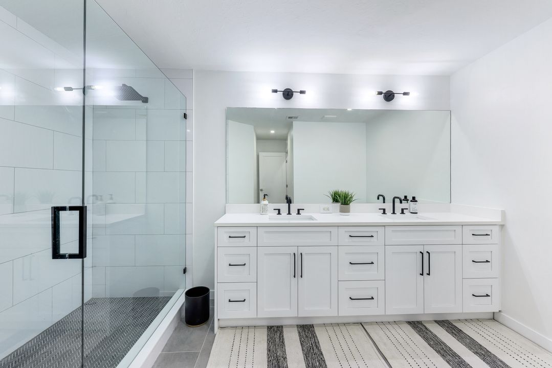 6170 Neal Rd, Fort Myers, FL 33905